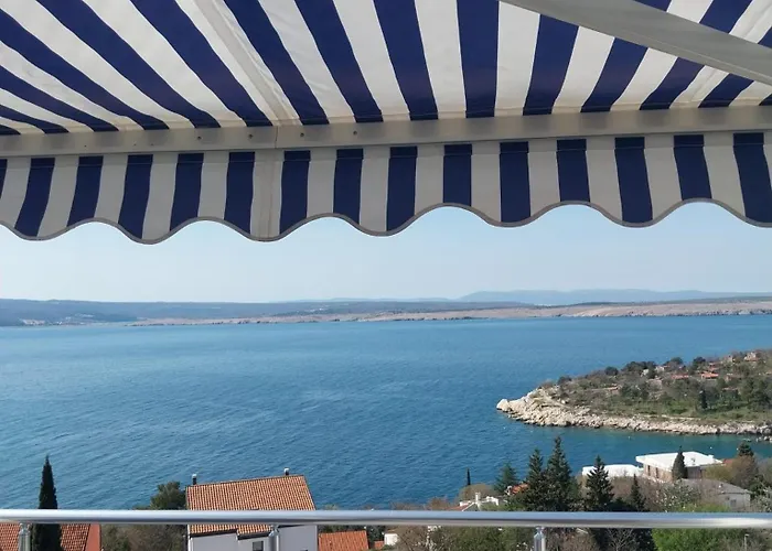 Apartment Kira Dramalj