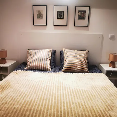 Apartman Kira *